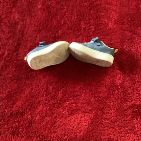 Carter’s toddler girl denim sneakers - Picture 6 of 6